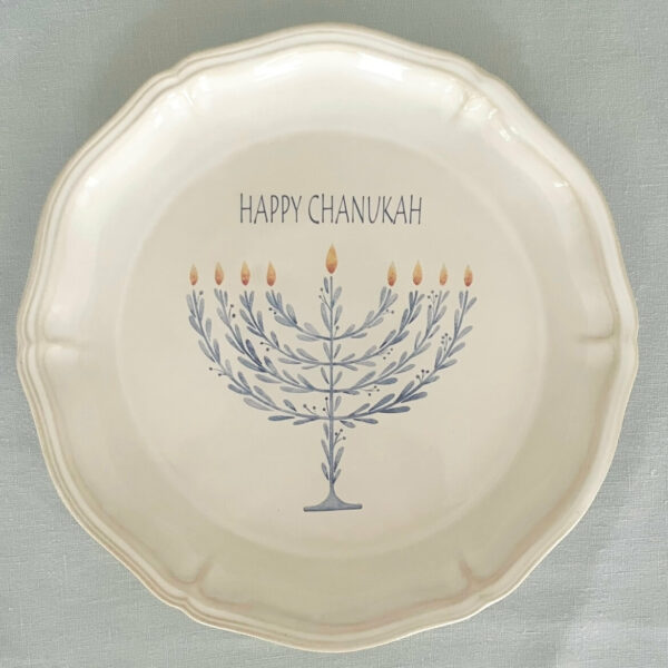 Chanukah assiett med menorah och Happy Chanukah